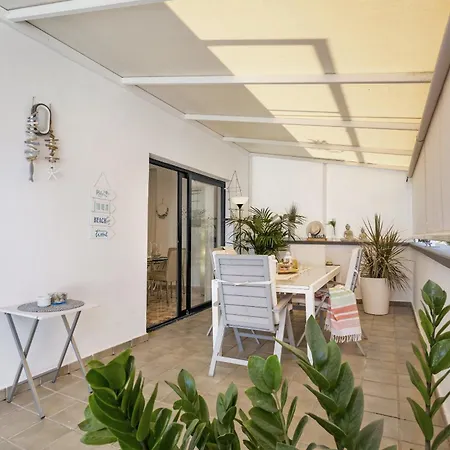 Roof With Terrace Apartment *